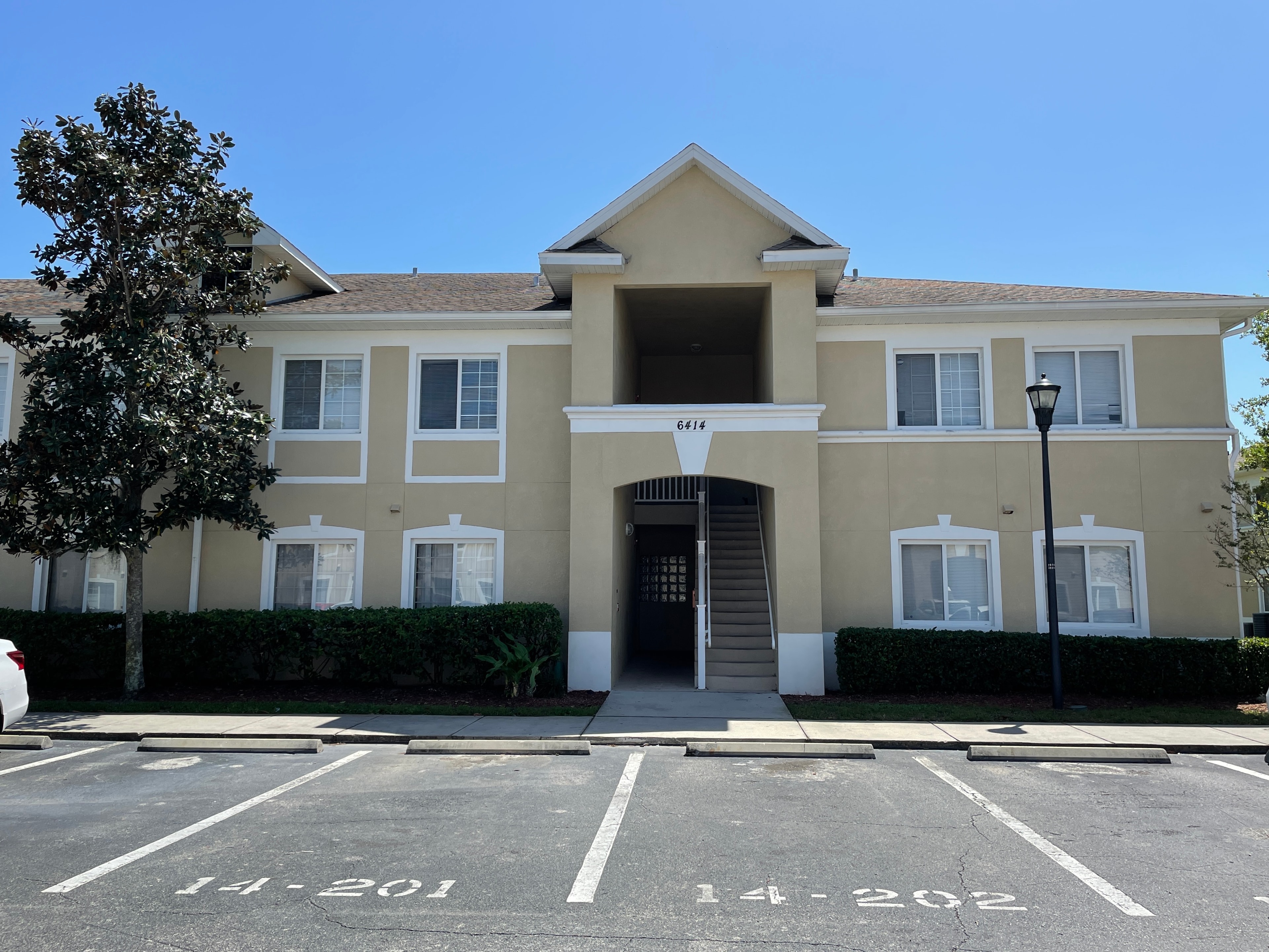 3 bed Condo in Riverview, FL